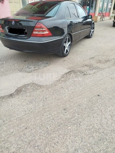 Mercedes C 320 2002, 195,000 km - 3.2 l - Cəlilabad