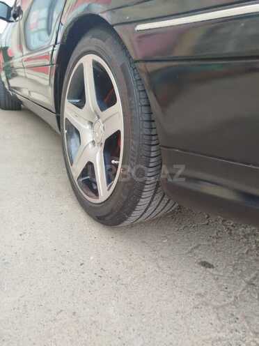 Mercedes C 320 2002, 195,000 km - 3.2 l - Cəlilabad