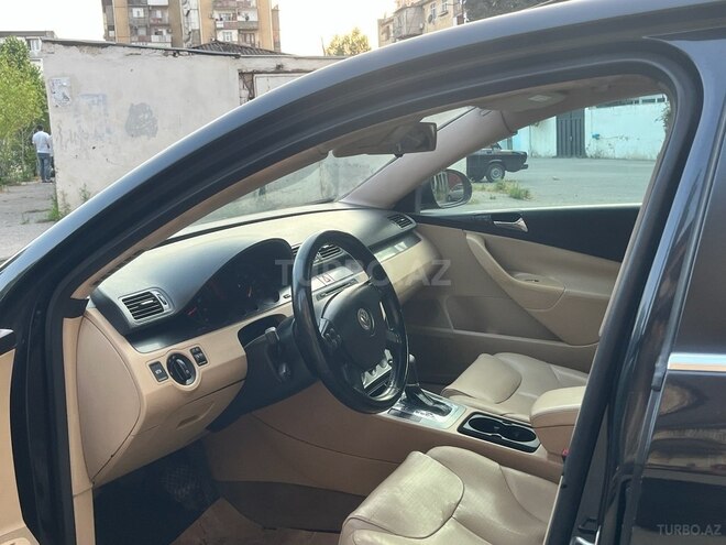 Volkswagen Passat 2005, 290,000 km - 2.0 l - Bakı