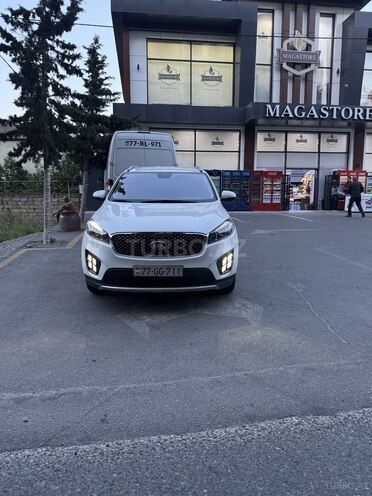 Kia Sorento-1