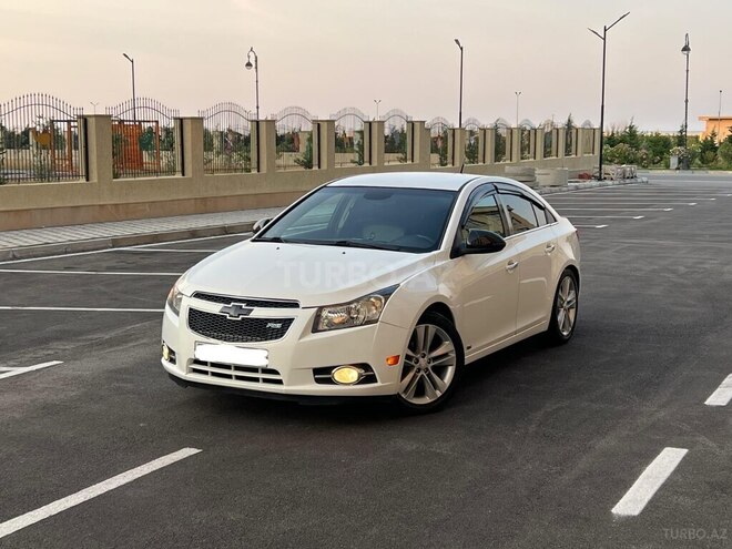 Chevrolet Cruze 2013, 282,147 km - 1.4 л - Sumqayıt