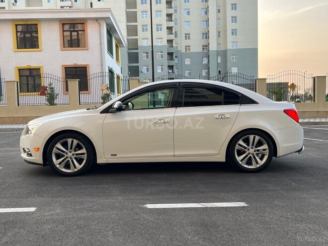 Chevrolet Cruze 2013, 282,147 km - 1.4 л - Sumqayıt