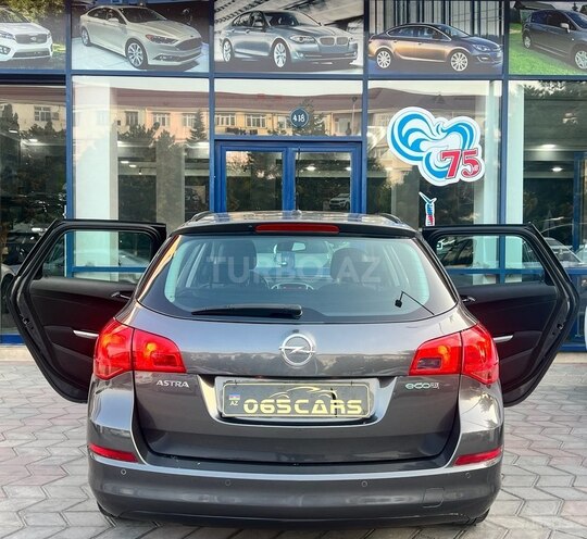 Opel Astra 2011, 186,000 km - 1.3 l - Sumqayıt
