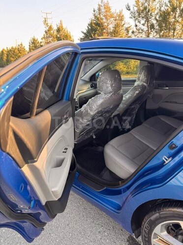 Hyundai Elantra 2016, 182,788 km - 2.0 л - Ağdaş