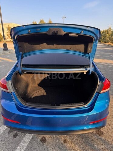 Hyundai Elantra 2016, 182,788 km - 2.0 л - Ağdaş