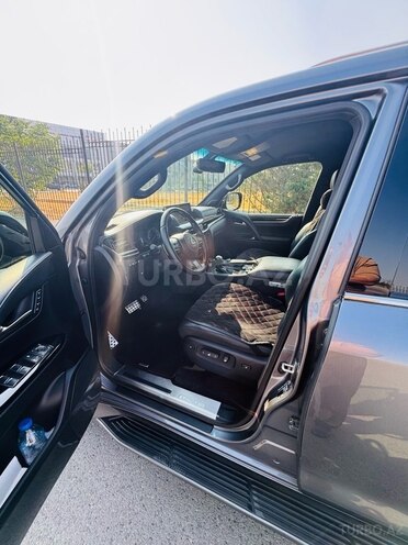 Lexus LX 450d 2017, 120,000 km - 4.5 l - Bakı