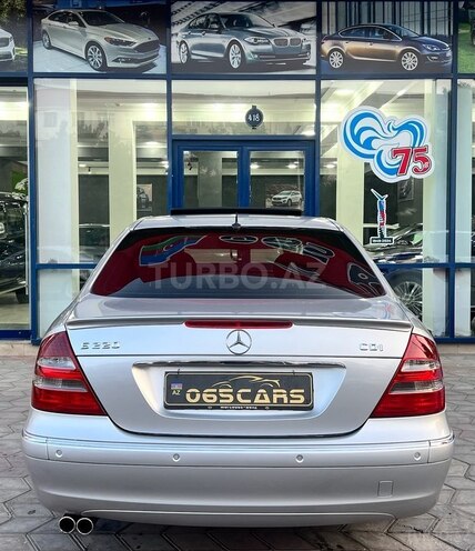 Mercedes E 220 d-14