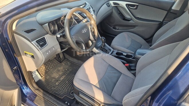 Hyundai Elantra 2015, 230,000 km - 1.8 l - Bakı