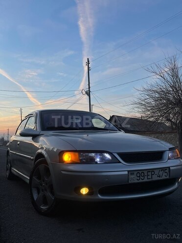 Opel Vectra 2001, 260,000 km - 1.8 l - Qax
