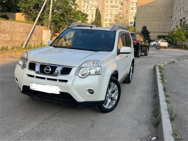 Nissan X-Trail 2014, 281,000 km - 2.5 l - Bakı