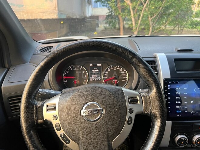 Nissan X-Trail 2014, 281,000 km - 2.5 l - Bakı
