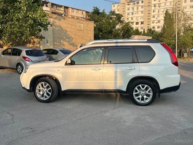 Nissan X-Trail 2014, 281,000 km - 2.5 l - Bakı