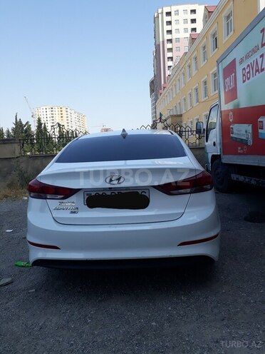 Hyundai Elantra 2018, 176,533 km - 2.0 l - Bakı