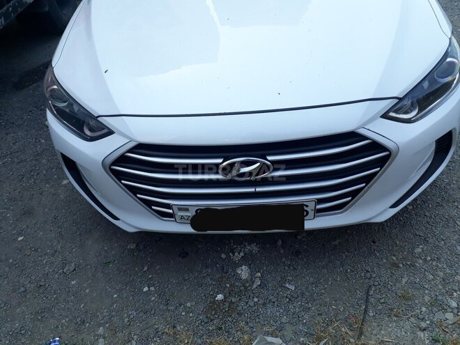 Hyundai Elantra 2018, 176,533 km - 2.0 l - Bakı