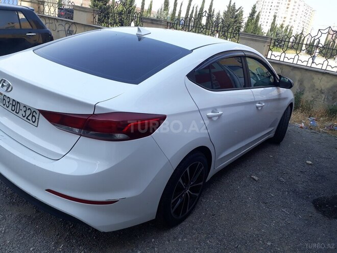 Hyundai Elantra 2018, 176,533 km - 2.0 l - Bakı