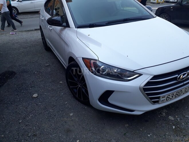 Hyundai Elantra 2018, 176,533 km - 2.0 l - Bakı