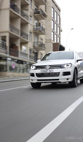 Volkswagen Touareg 2011, 350,000 km - 3.6 l - Bakı
