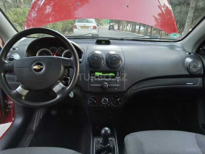 Chevrolet Aveo-7