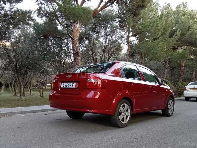 Chevrolet Aveo-8