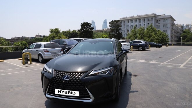 Lexus UX 250h 2021, 34,000 km - 2.0 l - Bakı