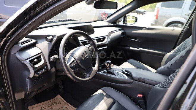 Lexus UX 250h 2021, 34,000 km - 2.0 l - Bakı