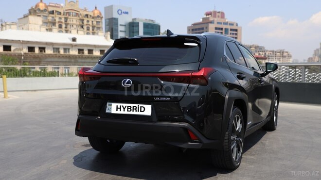 Lexus UX 250h 2021, 34,000 km - 2.0 l - Bakı