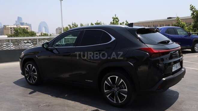 Lexus UX 250h 2021, 34,000 km - 2.0 l - Bakı