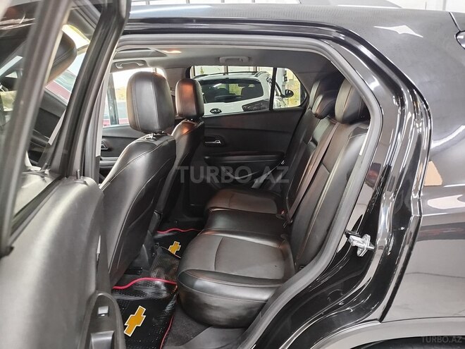 Chevrolet Trax-12