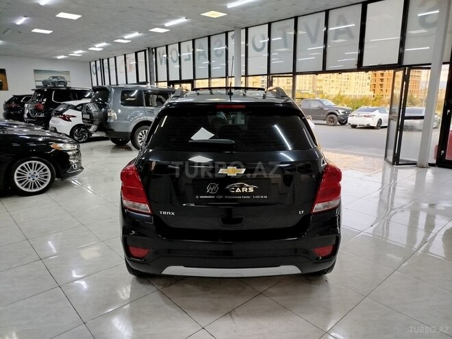 Chevrolet Trax-8