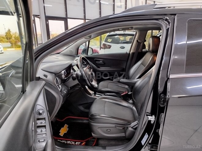 Chevrolet Trax-11