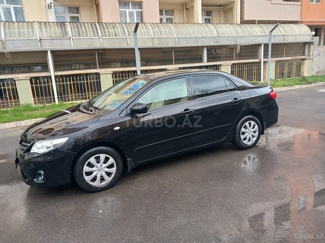Toyota Corolla 2011, 187,000 km - 1.6 л - Bakı
