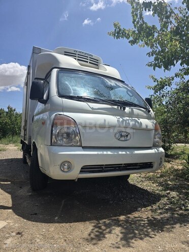 Hyundai H 100 2011, 290,000 km - 2.6 l - Naxçıvan