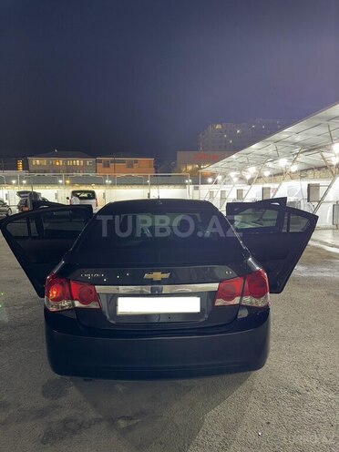 Chevrolet Cruze 2011, 355,000 km - 1.4 л - Bakı