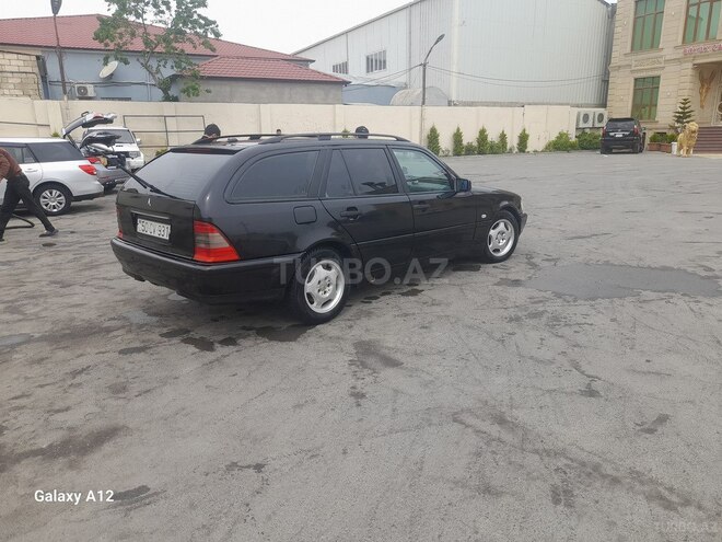 Mercedes C 240 1998, 606,387 km - 2.4 l - Quba