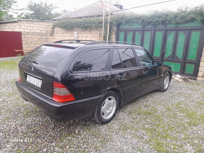 Mercedes C 240 1998, 606,387 km - 2.4 l - Quba