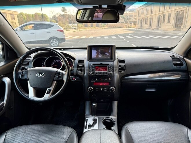 Kia Sorento-7