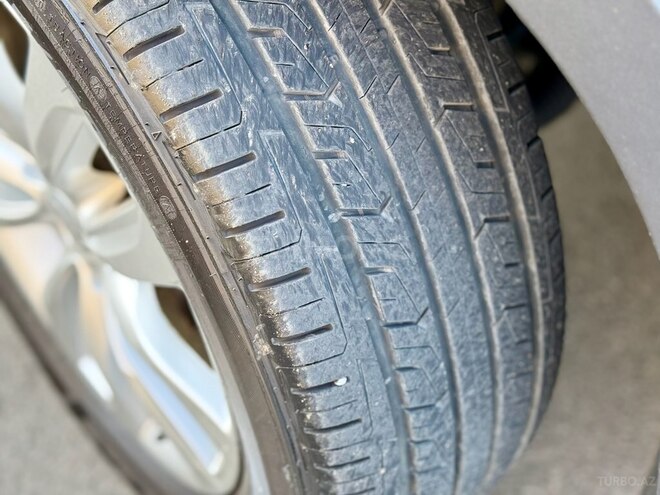 Kia Sorento-16