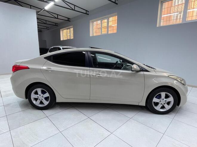 Hyundai Elantra 2011, 168,217 km - 1.8 l - Sumqayıt