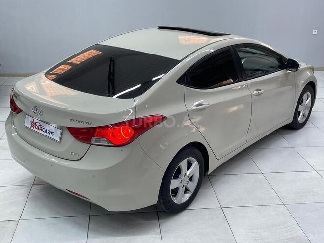 Hyundai Elantra 2011, 168,217 km - 1.8 l - Sumqayıt