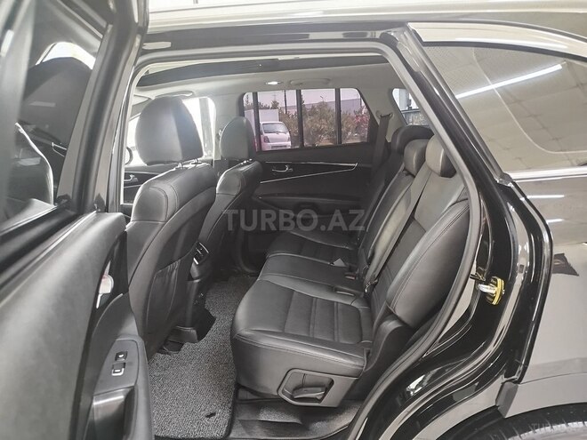 Kia Sorento-14