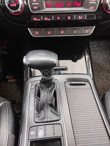 Kia Sorento-19