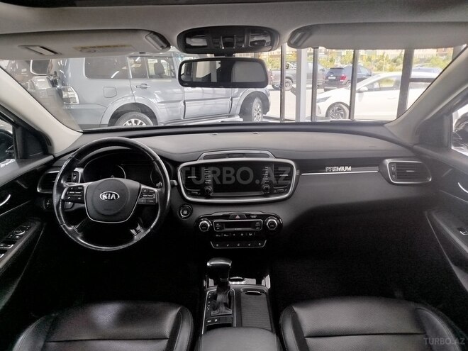 Kia Sorento-18