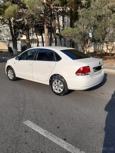Volkswagen Polo 2012, 198,000 km - 1.6 l - Bakı