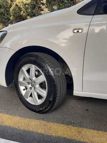 Volkswagen Polo 2012, 198,000 km - 1.6 l - Bakı