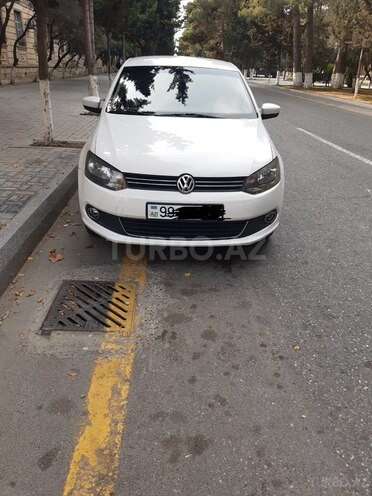 Volkswagen Polo 2012, 198,000 km - 1.6 l - Bakı
