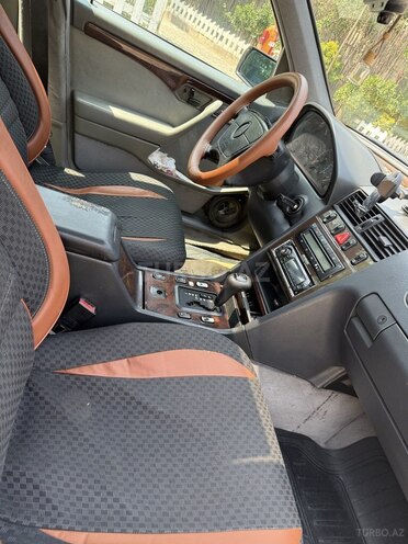 Mercedes C 230 1996, 366,000 km - 2.3 l - Bakı
