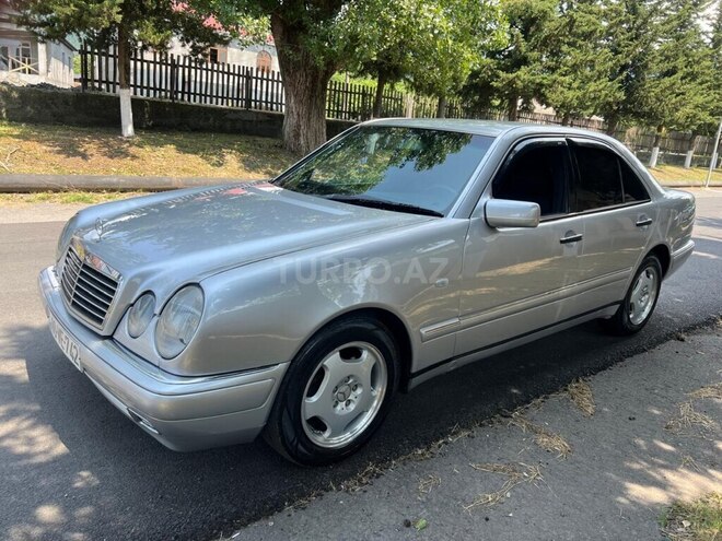Mercedes E 200 1996, 350,000 km - 2.0 л - Zaqatala