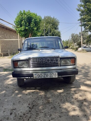 LADA (VAZ) 2107 2003, 32,145 km - 1.6 l - Salyan