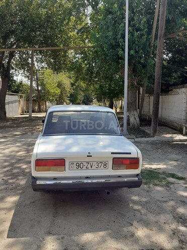 LADA (VAZ) 2107 2003, 32,145 km - 1.6 l - Salyan