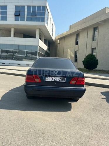 Mercedes E 230 1996, 425,000 km - 2.3 l - Bakı